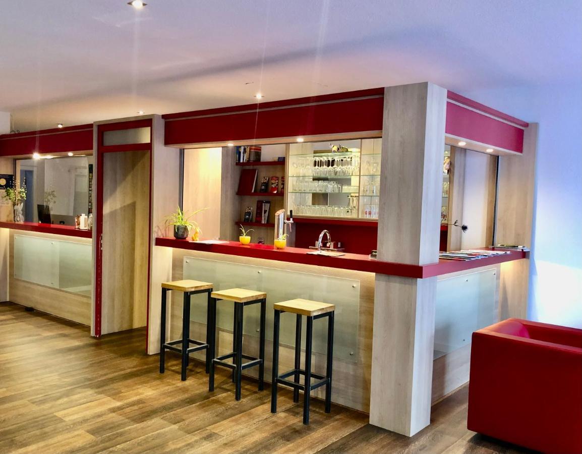 Montana Hotel Koeln-Bonn Airport トロイスドルフ エクステリア 写真